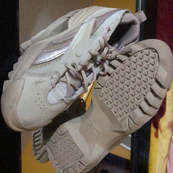 Cardi b Reebok - Picture 4 of 4